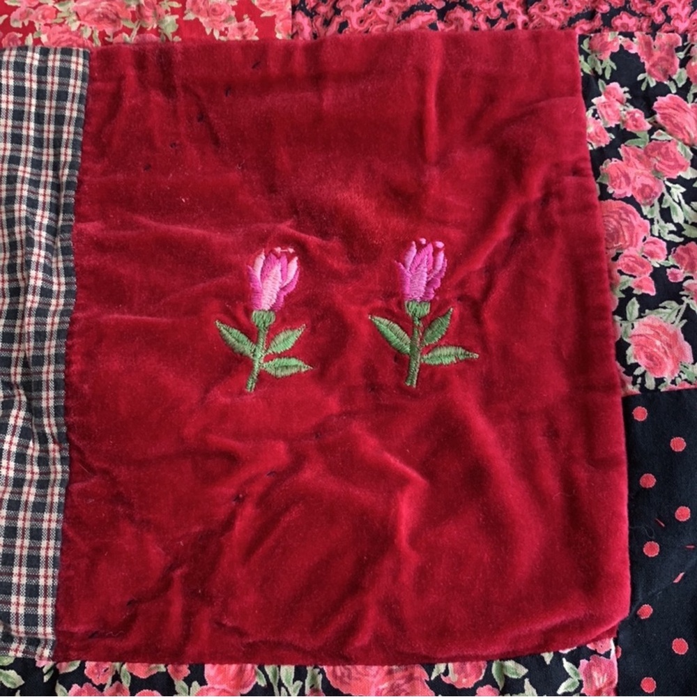 April Cornell Full/Double Vintage Reversible Bed Patchwork Quilt Roses Cherubs - Picture 10 of 14